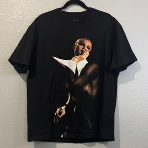 XL MADONNA THE CELEBRATION TOUR - FOUR DECADES - BLACK CONCERT T-SHIRT